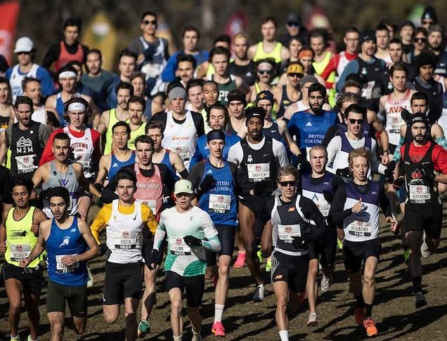 A large group of people participating in the Canadian Cross Country Championships race