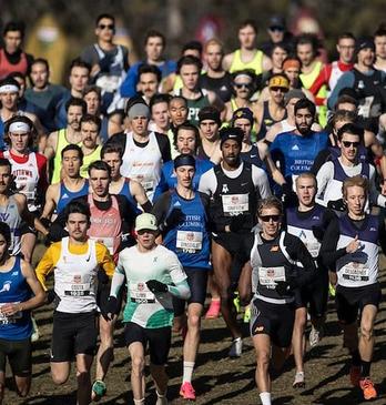 A large group of people participating in the Canadian Cross Country Championships race